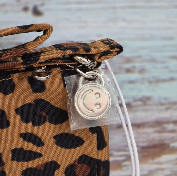 *NWT* BAGGU Leopard Print Pochette Shoulder Bag - Picture 4 of 10